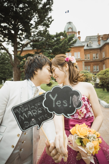 人気デザイナー ガーランド赤い糸寿2点セット ウエディングフォトプロップス結婚式前撮りブライダル